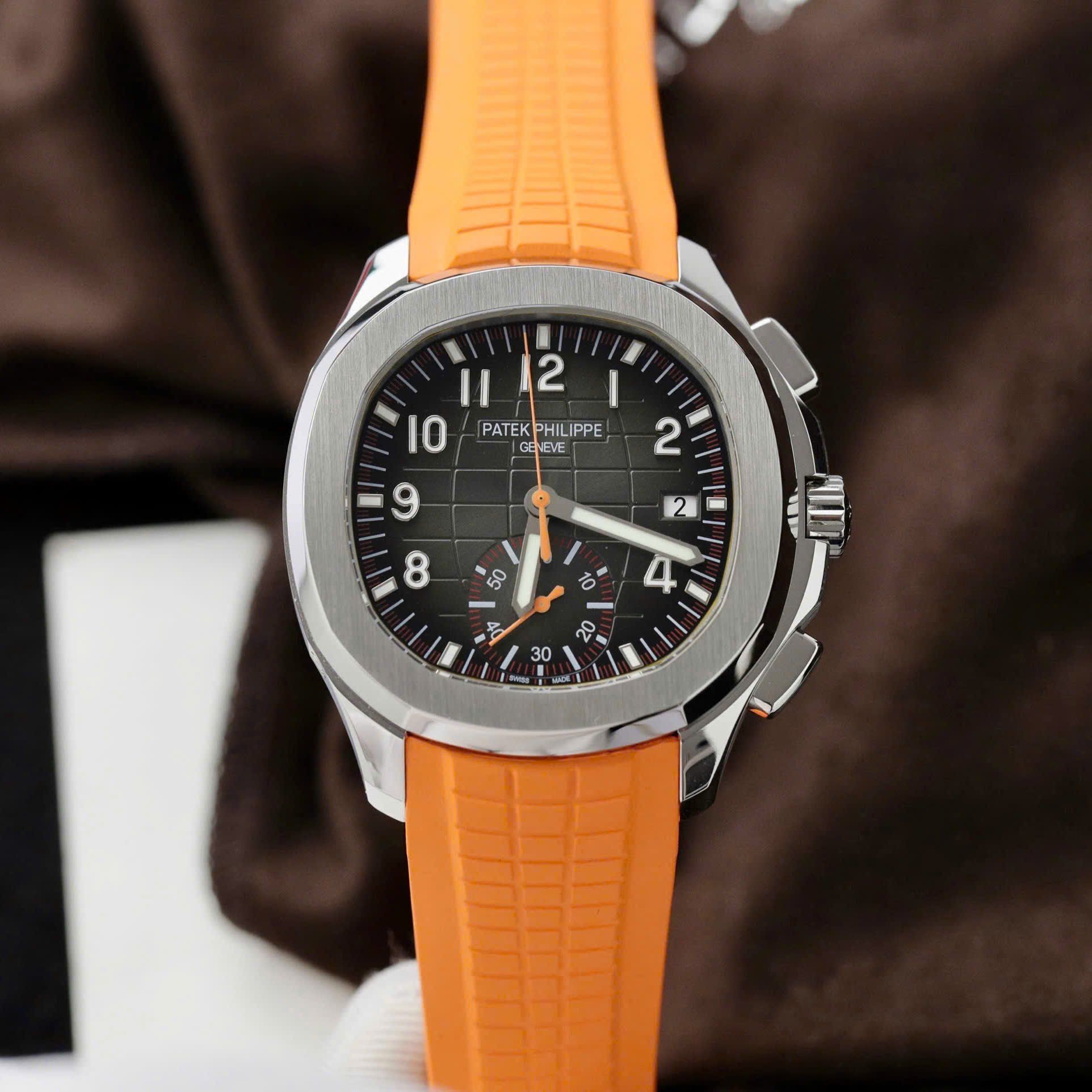 patek philippe aquanaut 40mm roségold braun rubber strap (kopie) patek philippe aquanaut 40mm roségold braun rubber strap (kopie)