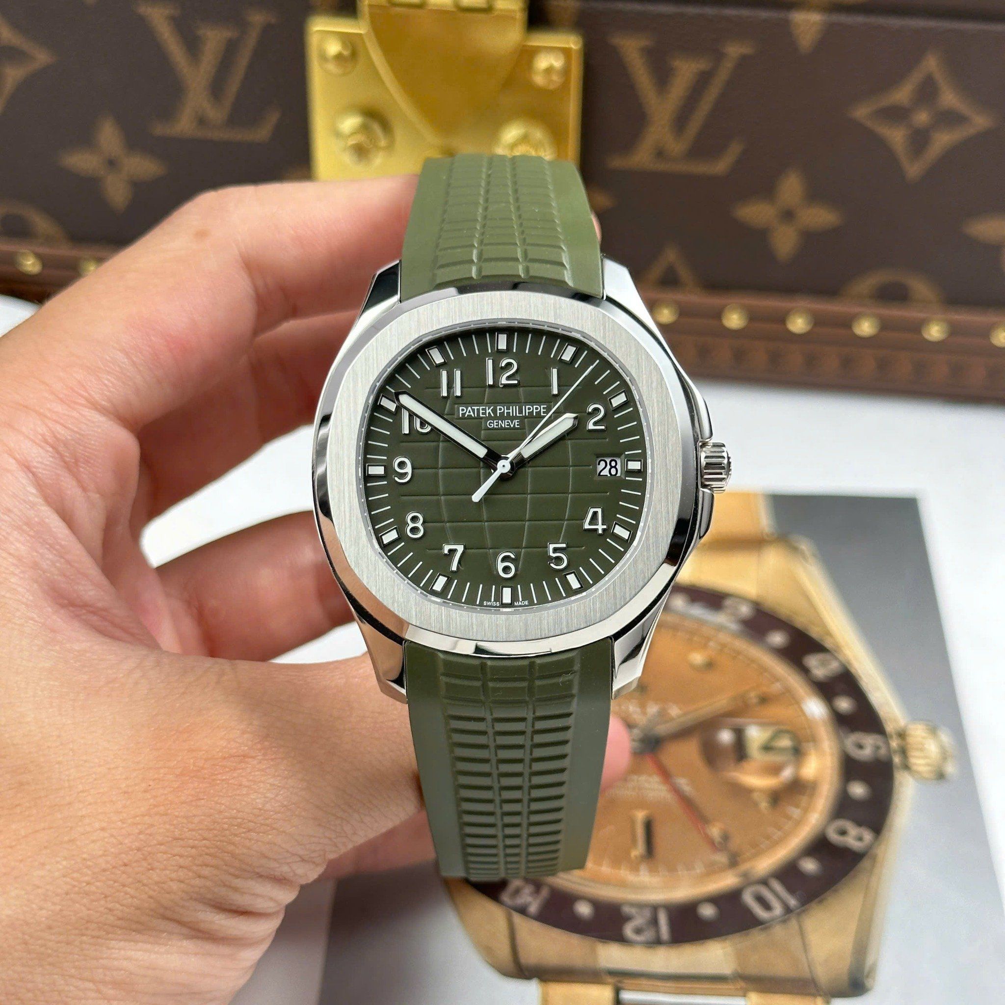 patek philippe aquanaut 40mm schwarz rubber strap patek philippe aquanaut 40mm schwarz rubber strap